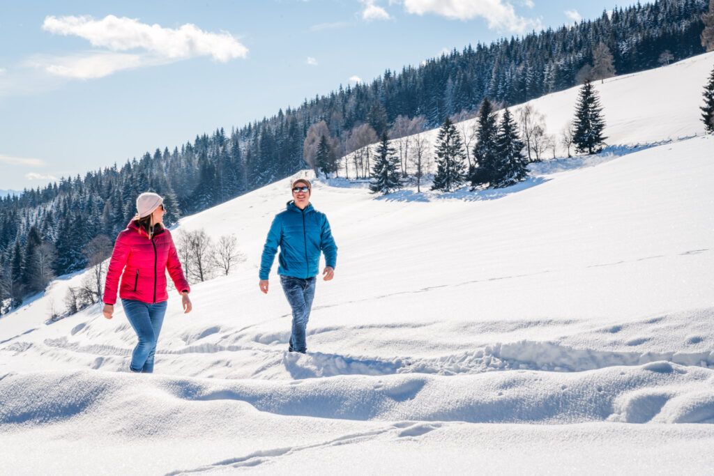 Wandern im Winter auf der Simonhöhe