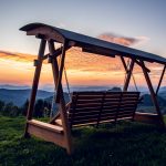 Schaukel am Biolandhaus Arche