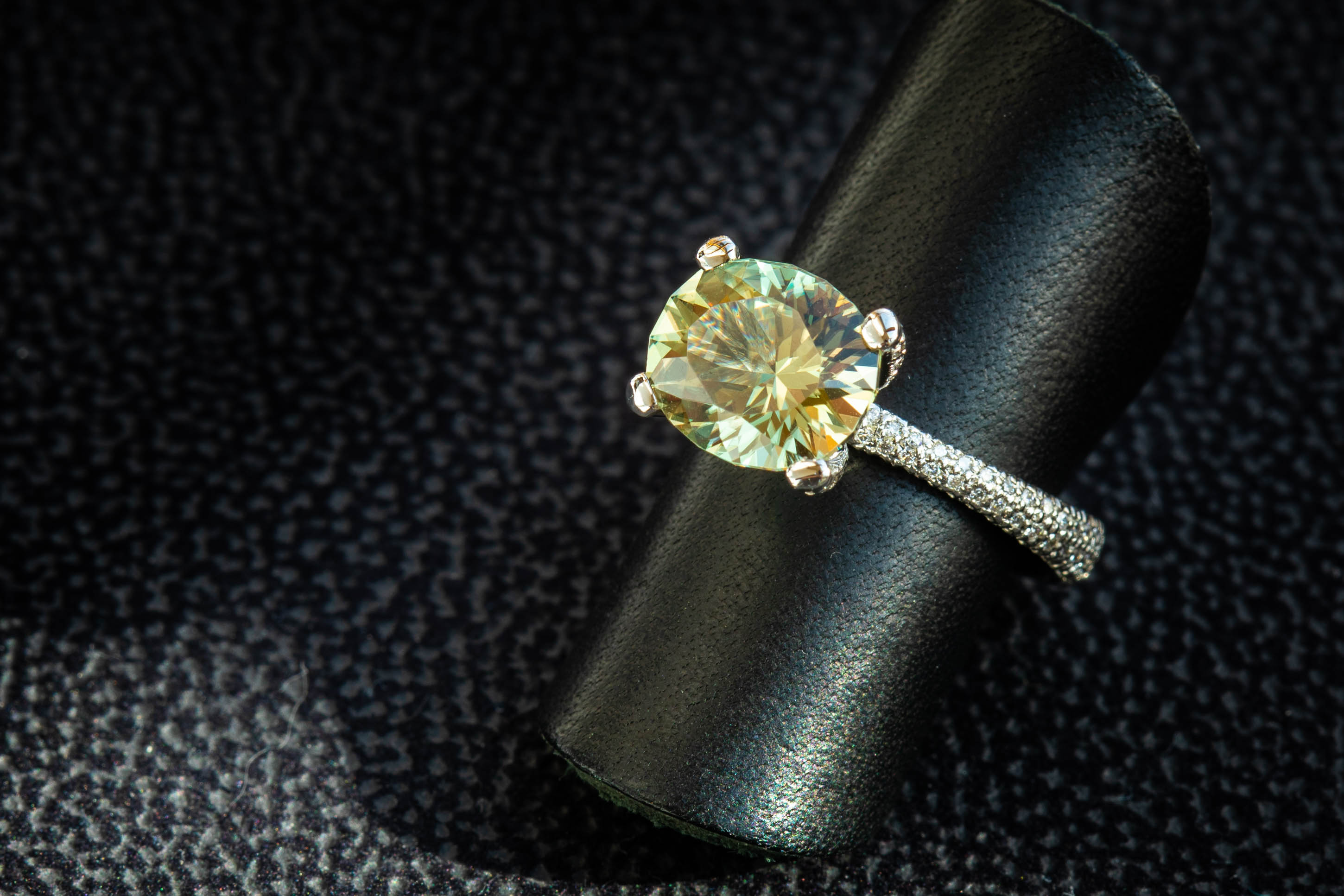 Pejrimovsky & CO Goldschmiedekunst - Ring