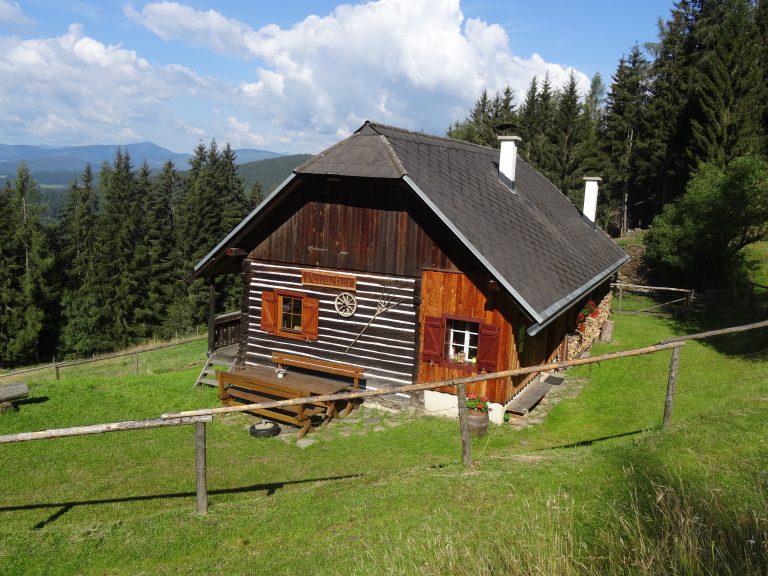 Pettacher Hütte Außenansicht